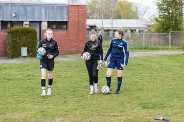 Bild 4 - Co-Trainerin der Frauen Nationalmannschaft Britta Carlson in Wahlstedt